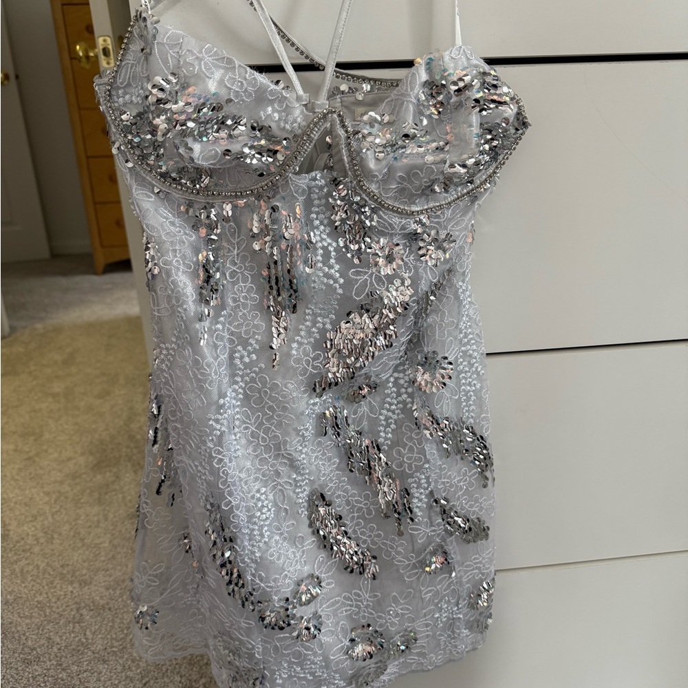 Mini dress